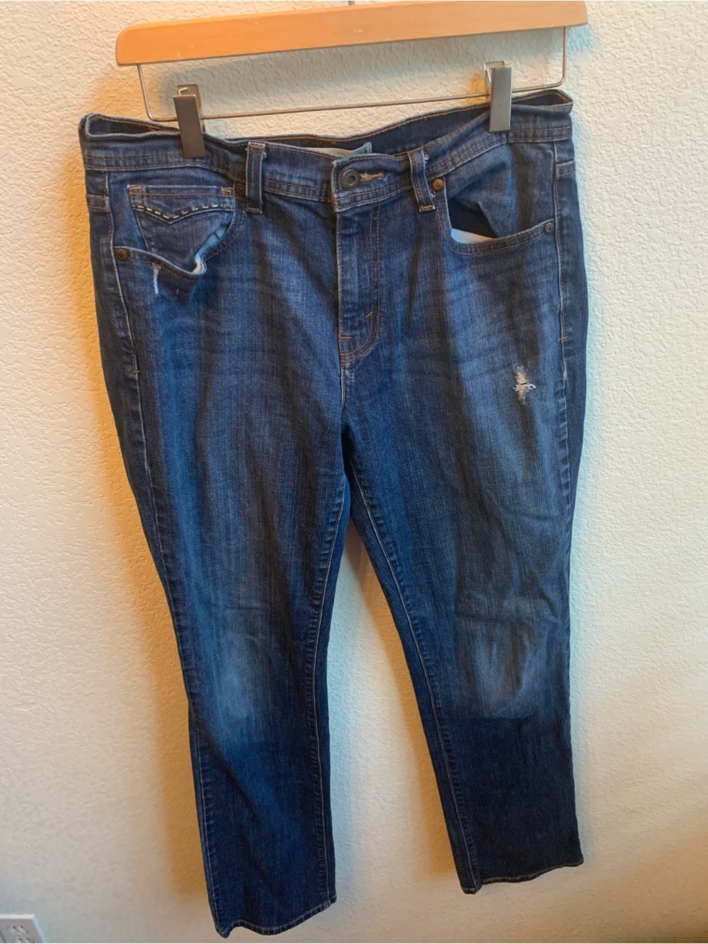 Levi's Indigo Cropped Slim Jeans with Light Distress